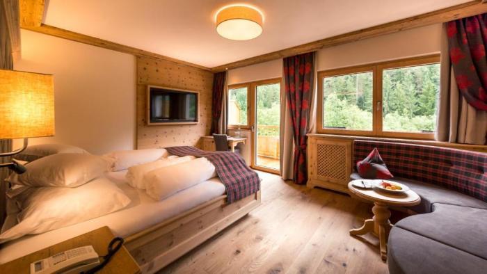 Verwoehnhotel Kristall Pertisau Rum bild